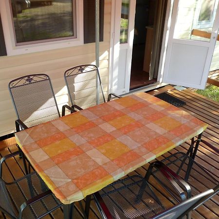 Campsite Pisak - Mobile Homes By The Sea Seline Bilik gambar