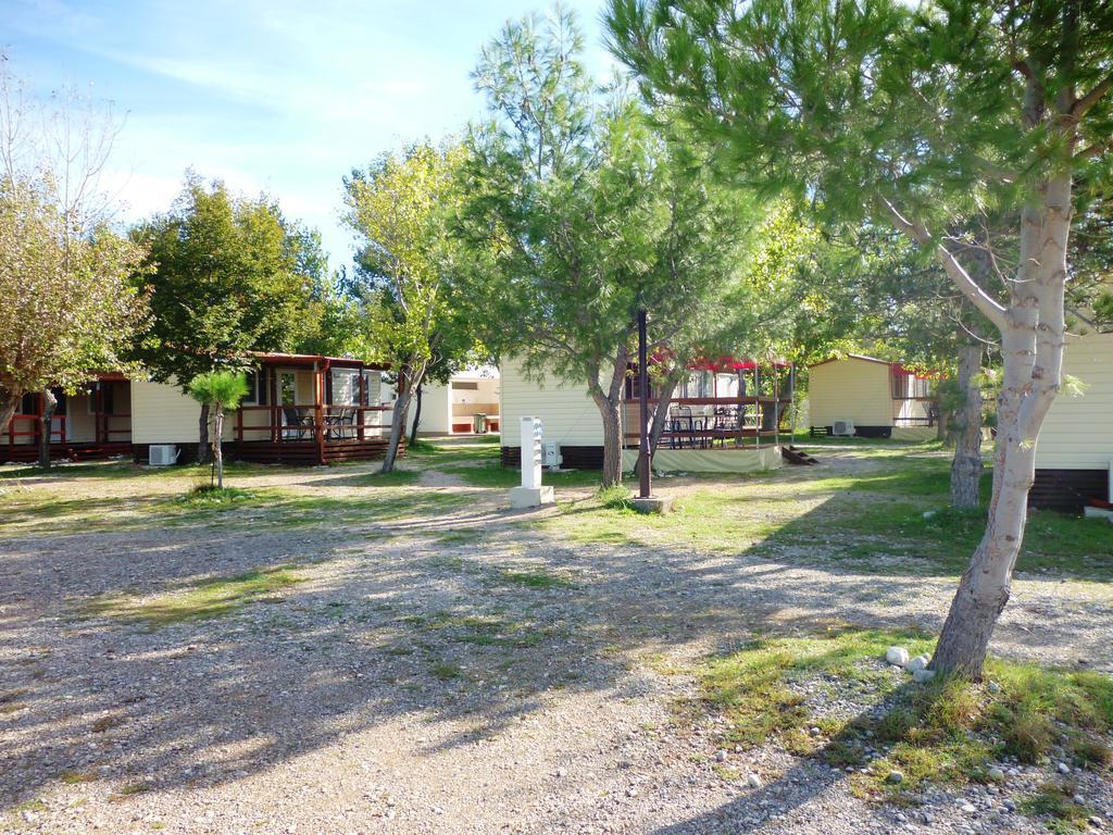Campsite Pisak - Mobile Homes By The Sea Seline Luaran gambar